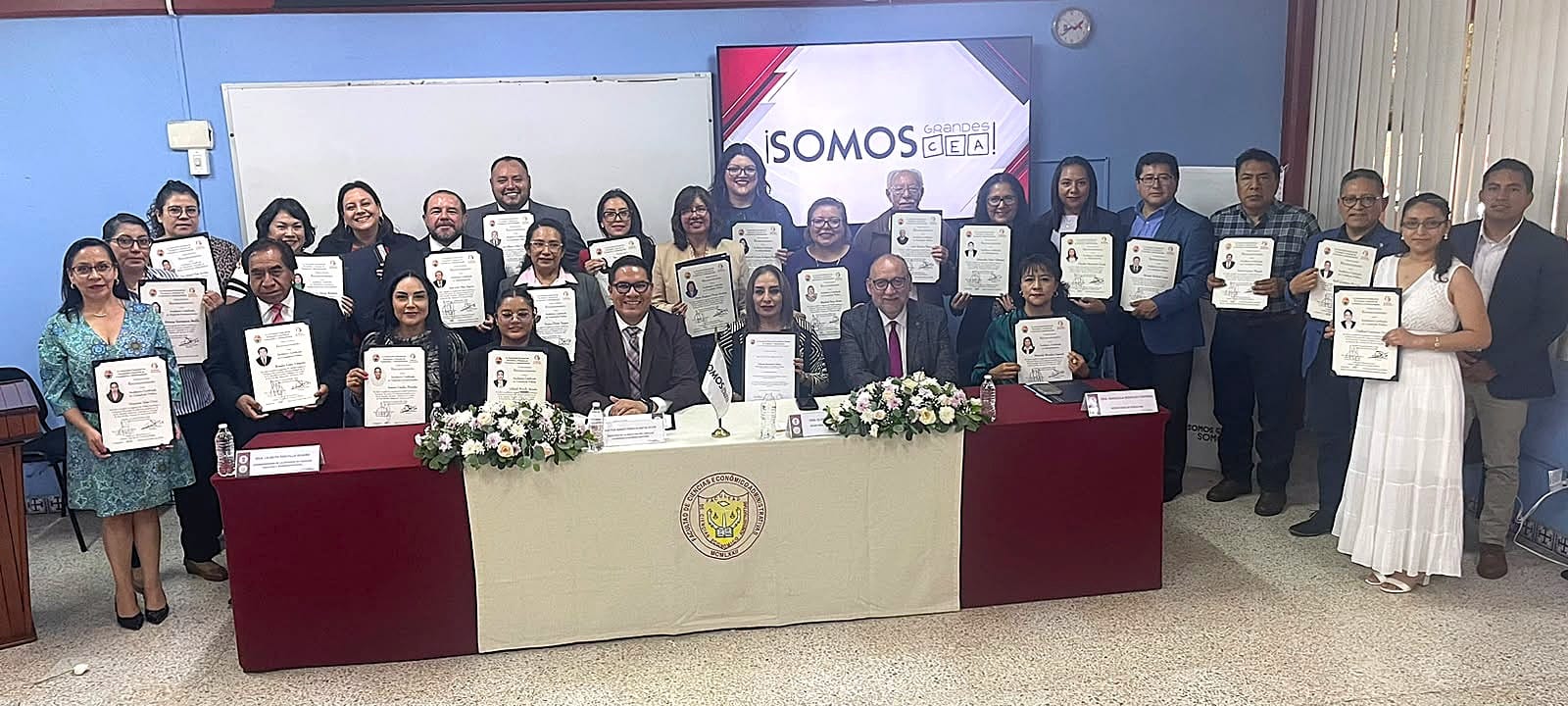 Fortalece UATx calidad académica con certificación ANFECA de 28 docentes de la FCEA